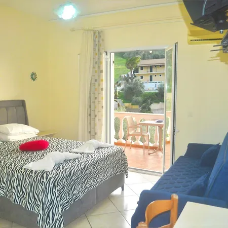 House Letta In A Very Quiet Location - Agios Gordios Agios Gordios (Corfu)